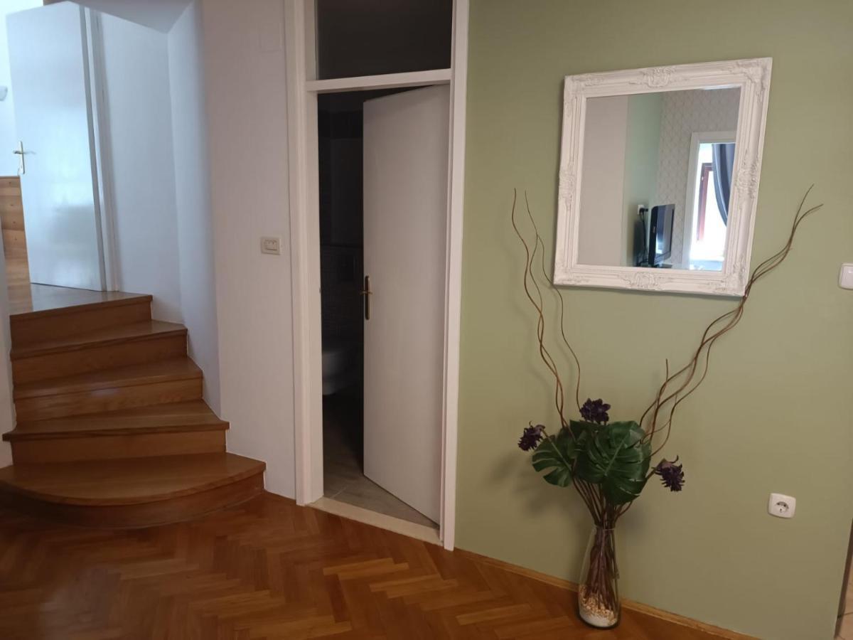 Diocletian Garden Centar Apartment Split Bagian luar foto